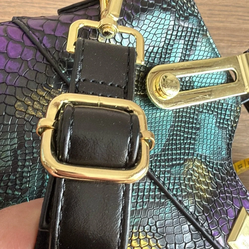 Fashion Tote Bag Snake Embossed - Picture 10 of 10